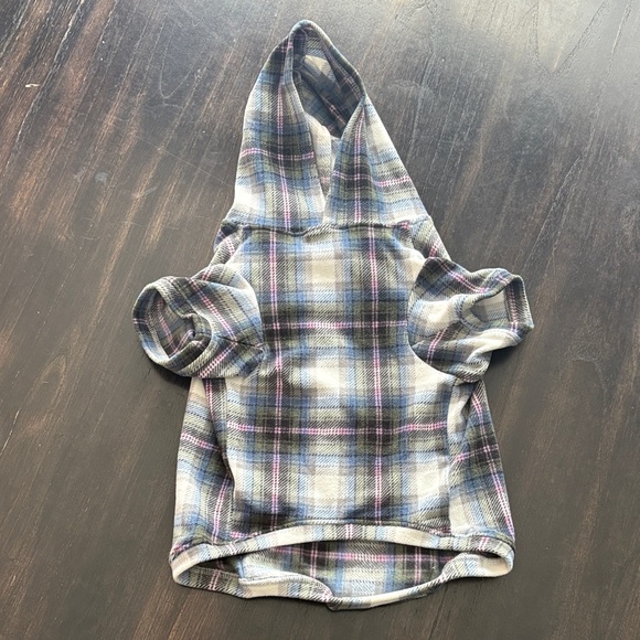 SKIMS Plaid Dog Hoodie in Blue and Gray NWOTsize XL 25-45 lbs